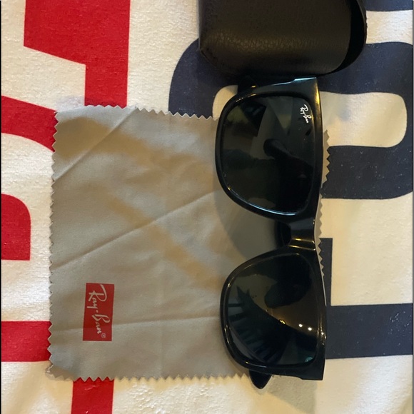 Mens Black RayBan Sunglasses - Picture 1 of 5